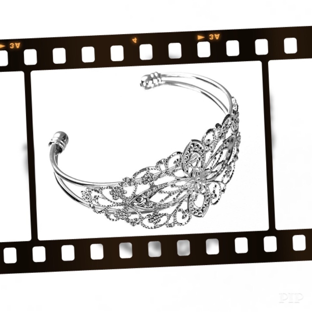 Gorgeous Silver Cuff Bracelet